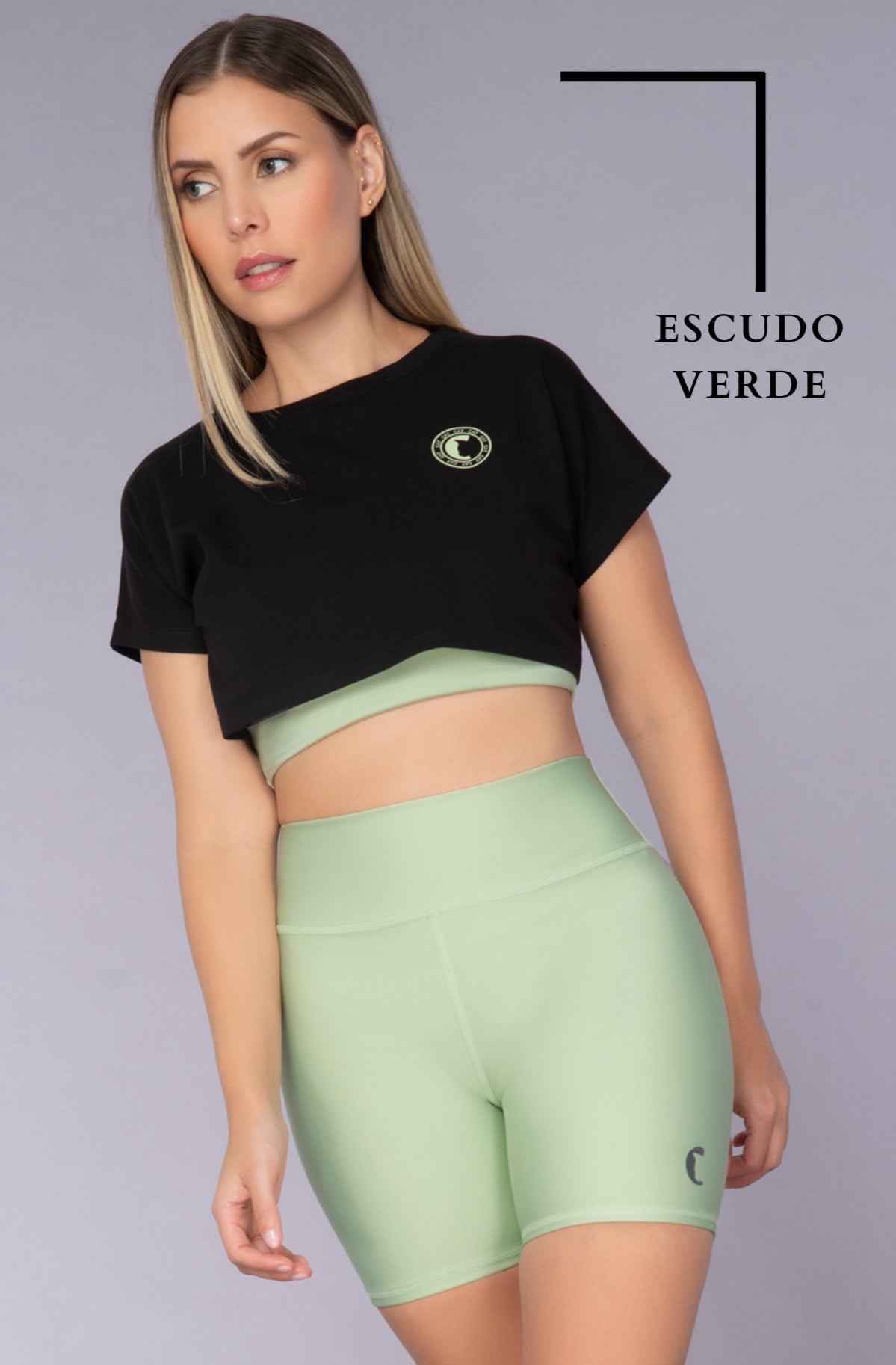 CAMISETA CORTA NEGRA
ESCUDO BLANCO - VERDE