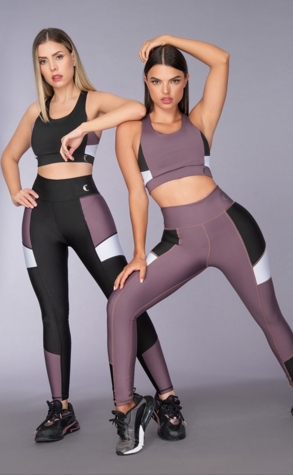 Conjunto Leggins Cortes Lateral Grape-Negro